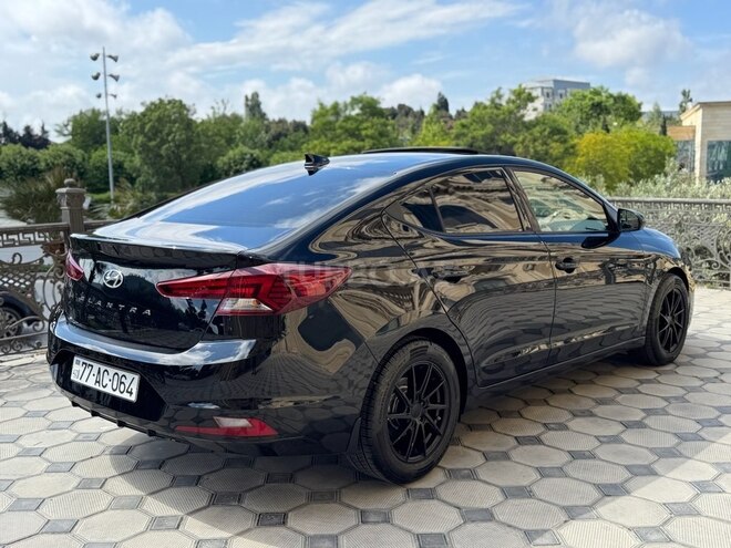 Hyundai Elantra 2019, 54,476 km - 2.0 л - Bakı