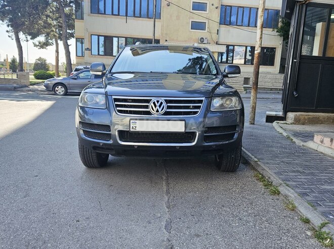 Volkswagen Touareg 2006, 282,000 km - 2.5 л - Bakı