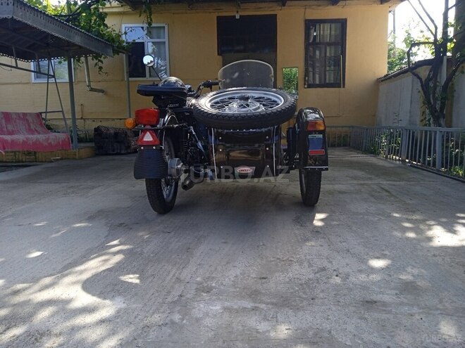 Ural DNEPR MT 1970, 4,000 km - 0.7 l - Saatlı