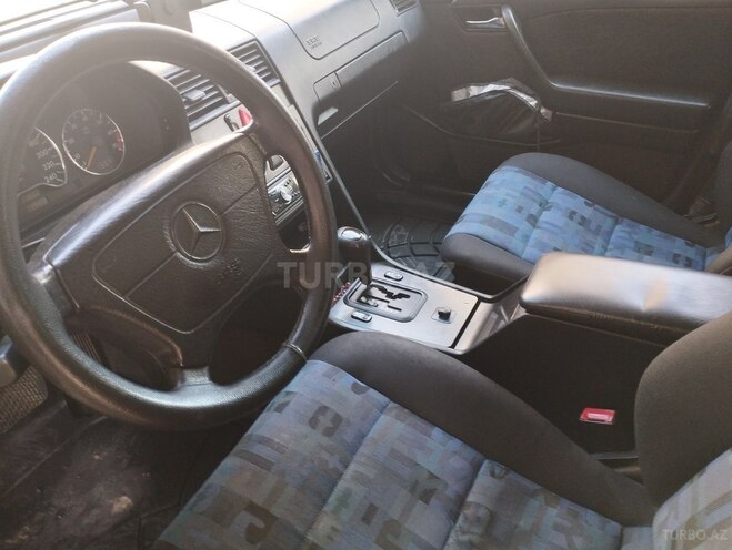 Mercedes C 230 1996, 229,413 km - 2.3 л - Bakı