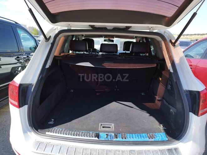 Volkswagen Touareg-5