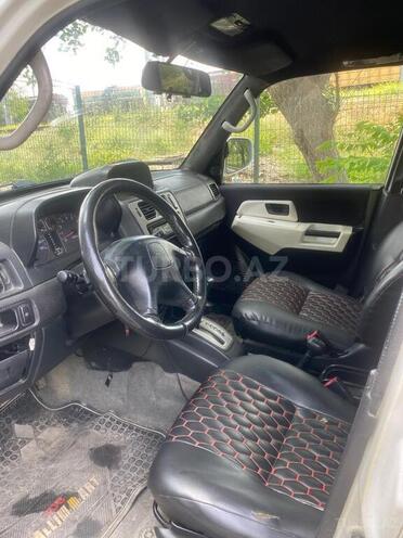 Mitsubishi Pajero io 2000, 180,000 km - 1.8 l - Bakı