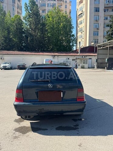 Mercedes C 200 1999, 440,000 km - 2.0 l - Bakı
