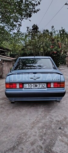 Mercedes 190 1990, 230,000 km - 1.8 l - Ucar