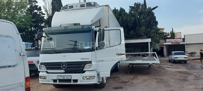 Mercedes Atego 1218 2009, 631,500 km - 4.3 л - Bakı
