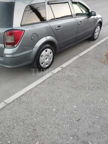 Opel Astra 2006, 252,230 km - 1.3 l - Göyçay