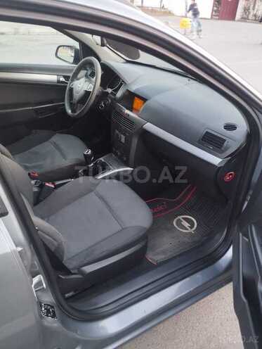 Opel Astra 2006, 252,230 km - 1.3 l - Göyçay