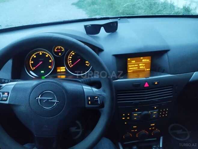 Opel Astra 2006, 252,230 km - 1.3 l - Göyçay