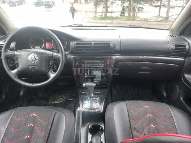 Volkswagen Passat 2001, 300,000 km - 1.8 l - Bakı