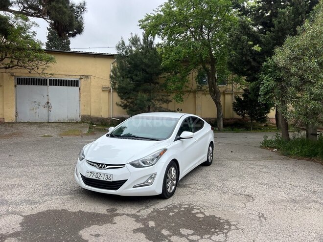 Hyundai Elantra 2015, 145,123 km - 1.8 l - Bakı