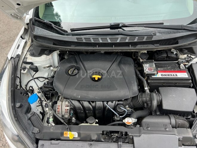 Hyundai Elantra 2015, 145,123 km - 1.8 l - Bakı