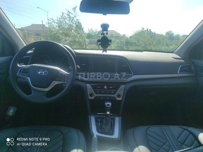 Hyundai Elantra 2017, 71,500 km - 2.0 л - Bakı