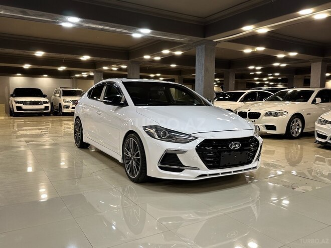 Hyundai Elantra 2018, 60,000 km - 1.6 l - Bakı
