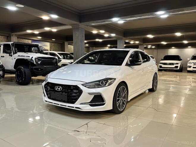 Hyundai Elantra 2018, 60,000 km - 1.6 l - Bakı