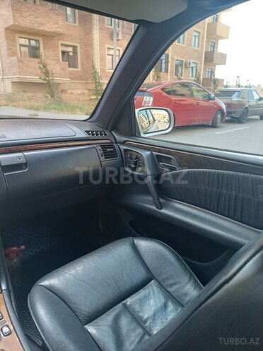 Mercedes E 240 1998, 523,000 km - 2.4 l - Bakı