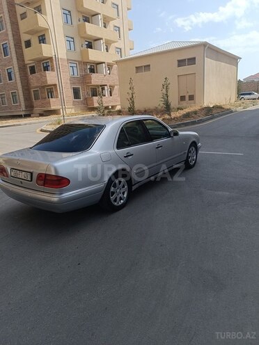 Mercedes E 240 1998, 523,000 km - 2.4 l - Bakı