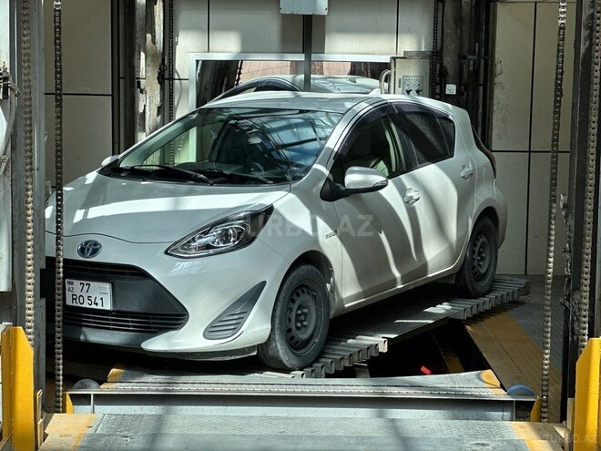 Toyota Aqua 2019, 112,000 km - 1.5 l - Bakı