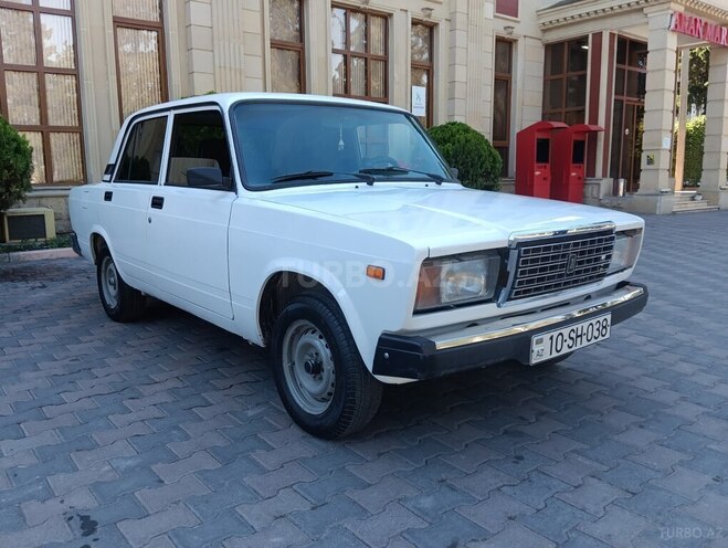 LADA (VAZ) 2107 2006, 95,000 km - 1.6 l - Ucar
