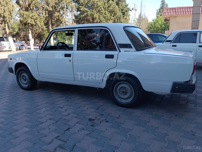 LADA (VAZ) 2107 2006, 95,000 km - 1.6 l - Ucar