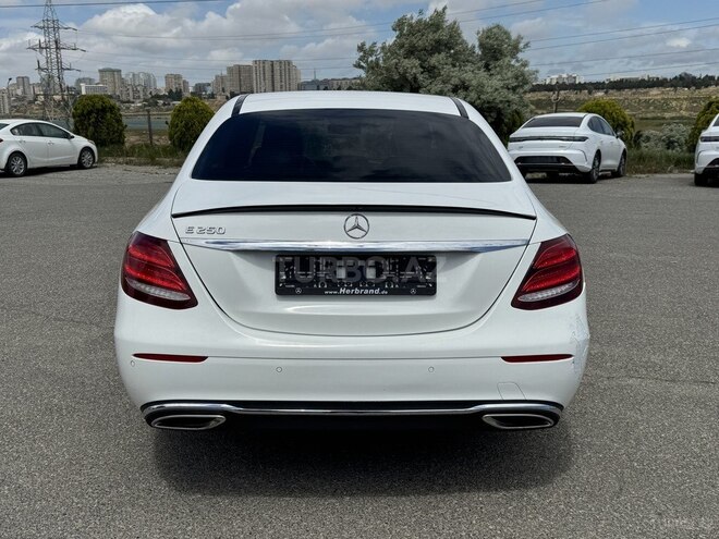 Mercedes E 250 2016, 140,000 km - 2.0 l - Bakı