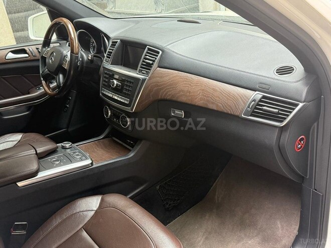 Mercedes GL 500 4MATIC 2015, 197,900 km - 4.7 l - Bakı
