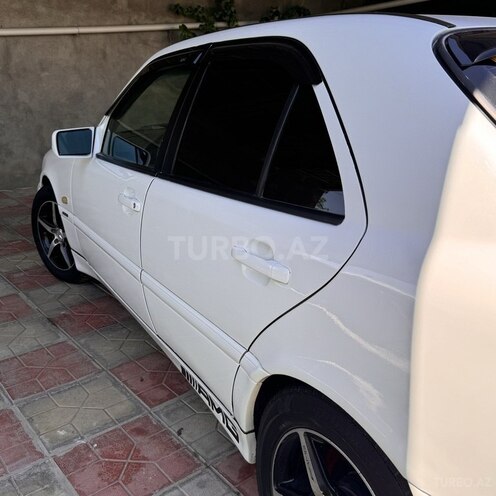 Mercedes C 200 1998, 300,000 km - 2.0 l - Tovuz