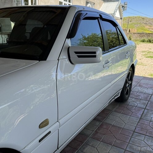 Mercedes C 200 1998, 300,000 km - 2.0 l - Tovuz