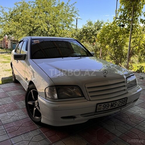 Mercedes C 200 1998, 300,000 km - 2.0 l - Tovuz