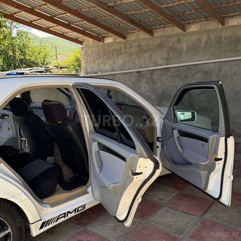 Mercedes C 200 1998, 300,000 km - 2.0 l - Tovuz