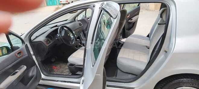Peugeot 307 2005, 234,123 km - 2.0 l - Bakı