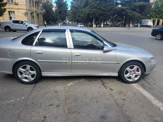 Opel Vectra 1999, 286,000 km - 2.0 l - Sumqayıt