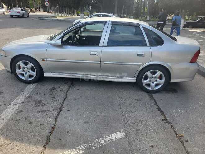 Opel Vectra 1999, 286,000 km - 2.0 l - Sumqayıt