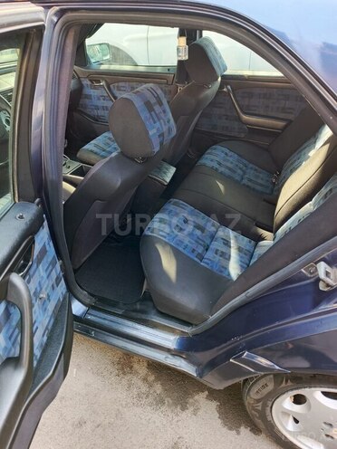 Mercedes C 180 1995, 257,293 km - 1.8 л - Bakı