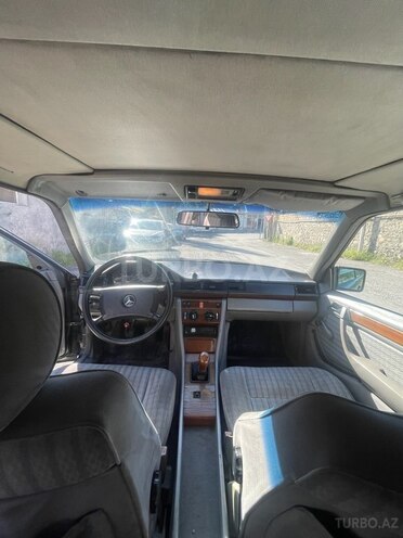 Mercedes E 200 d 1990, 415,000 km - 2.0 л - Şəki