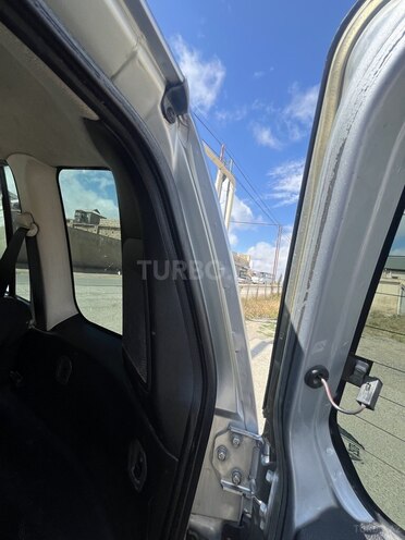 Mitsubishi Pajero io 2003, 290,000 km - 2.0 л - Bakı