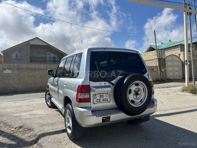 Mitsubishi Pajero io 2003, 290,000 km - 2.0 л - Bakı