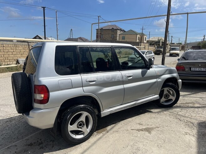 Mitsubishi Pajero io 2003, 290,000 km - 2.0 л - Bakı