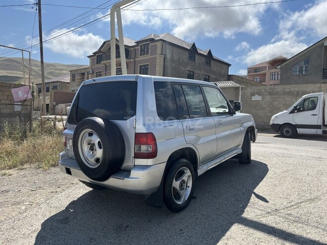Mitsubishi Pajero io 2003, 290,000 km - 2.0 л - Bakı