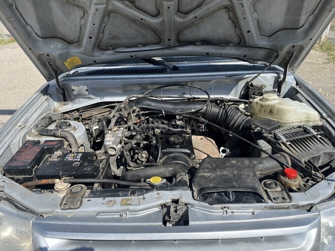 Mitsubishi Pajero io 2003, 290,000 km - 2.0 л - Bakı