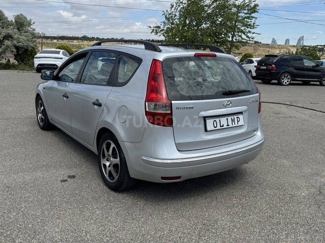 Hyundai i30 2010, 240,000 km - 1.6 л - Bakı