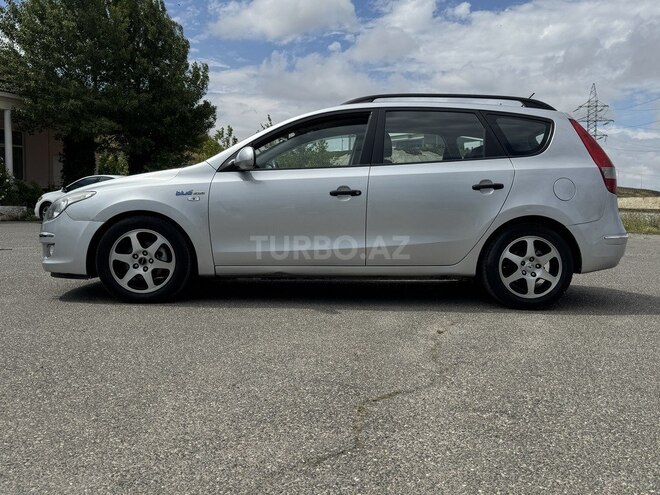 Hyundai i30 2010, 240,000 km - 1.6 л - Bakı