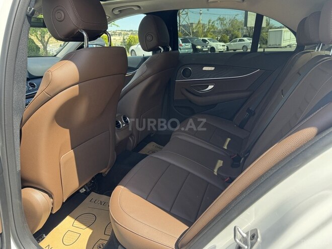 Mercedes E 220 d 2019, 181,000 km - 2.0 l - Bakı