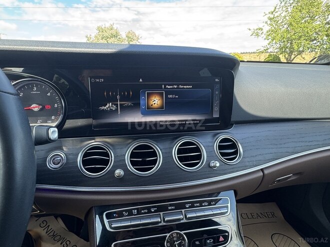 Mercedes E 220 d 2019, 181,000 km - 2.0 l - Bakı