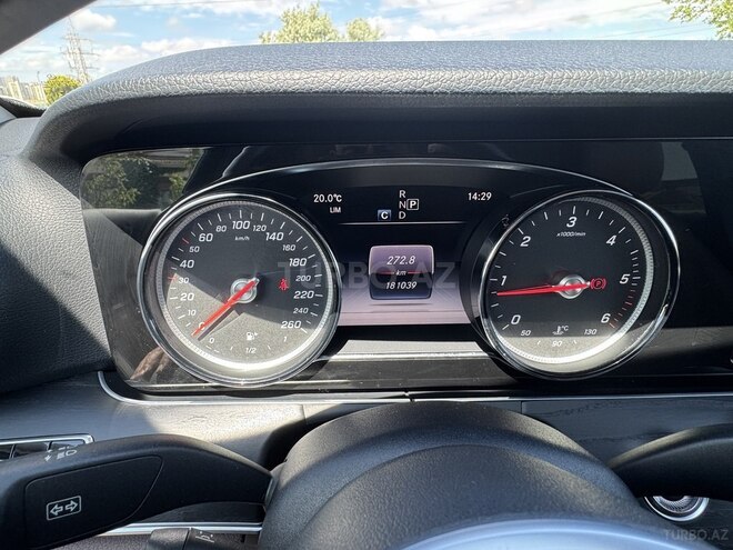 Mercedes E 220 d 2019, 181,000 km - 2.0 l - Bakı