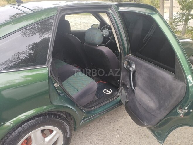 Opel Vectra 1997, 247,000 km - 1.8 l - Bakı