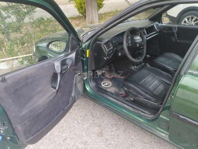 Opel Vectra 1997, 247,000 km - 1.8 l - Bakı