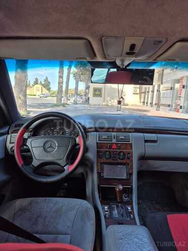 Mercedes E 230 1996, 234,123 km - 2.3 l - Bakı