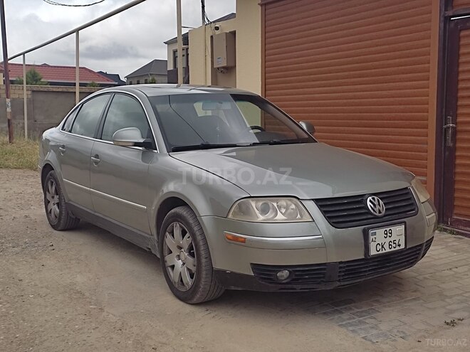 Volkswagen Passat 2004, 250,000 km - 1.8 л - Bakı