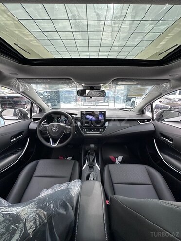 Toyota Corolla-12