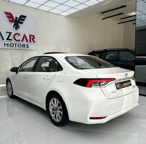 Toyota Corolla-4